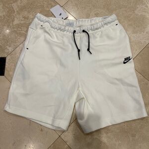 Nike New Mens Tech Fleece Shorts